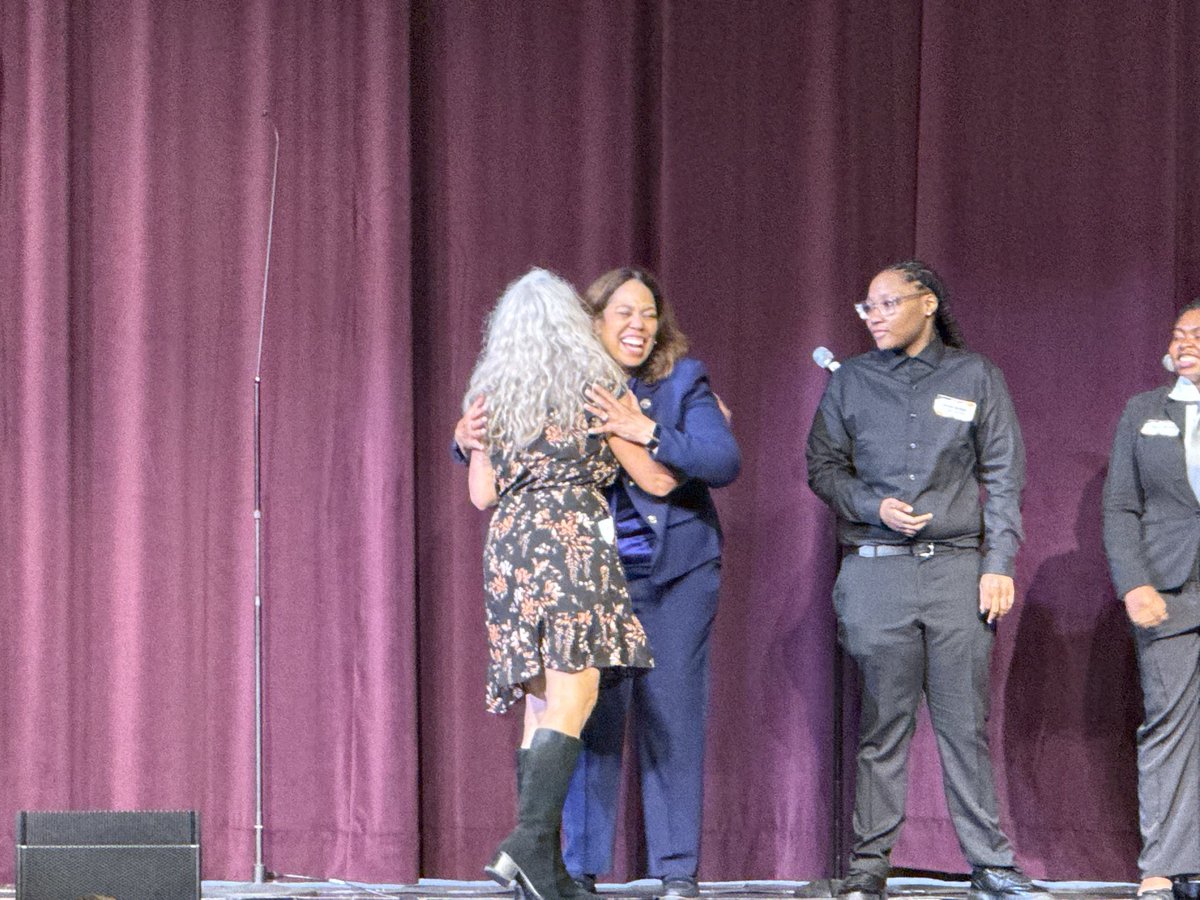 Sean Watson tweet media