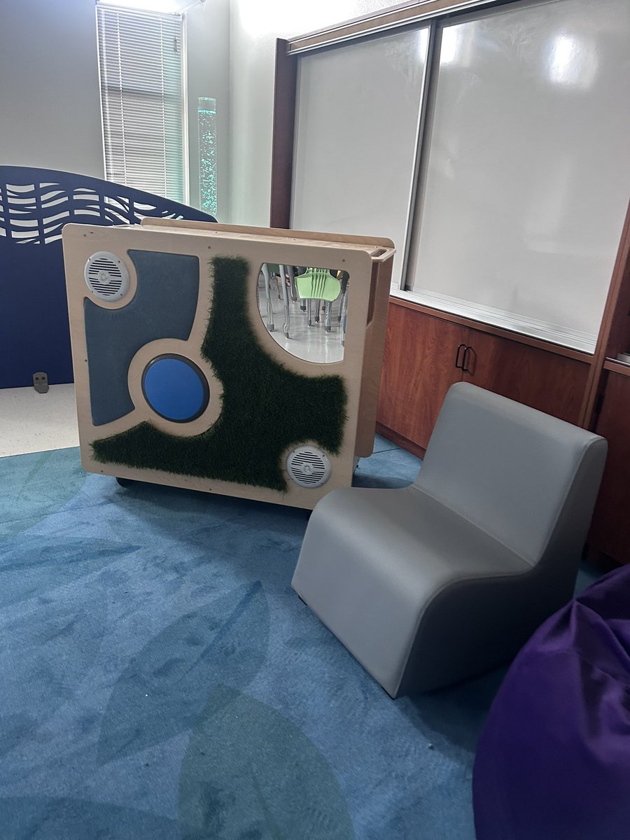 Jrios_MRES's tweet photo. our OWLsome scholars are coming back to school from spring break with a brand new zen room. I can’t wait for the kids to see it! ✨🤗🤍 #hoothoothoot 
@MRidge_ES @rfraga_MRES https://t.co/YWdKmHBYrl
