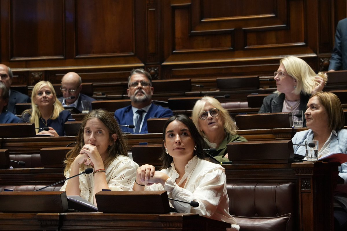 Diputados UY tweet media