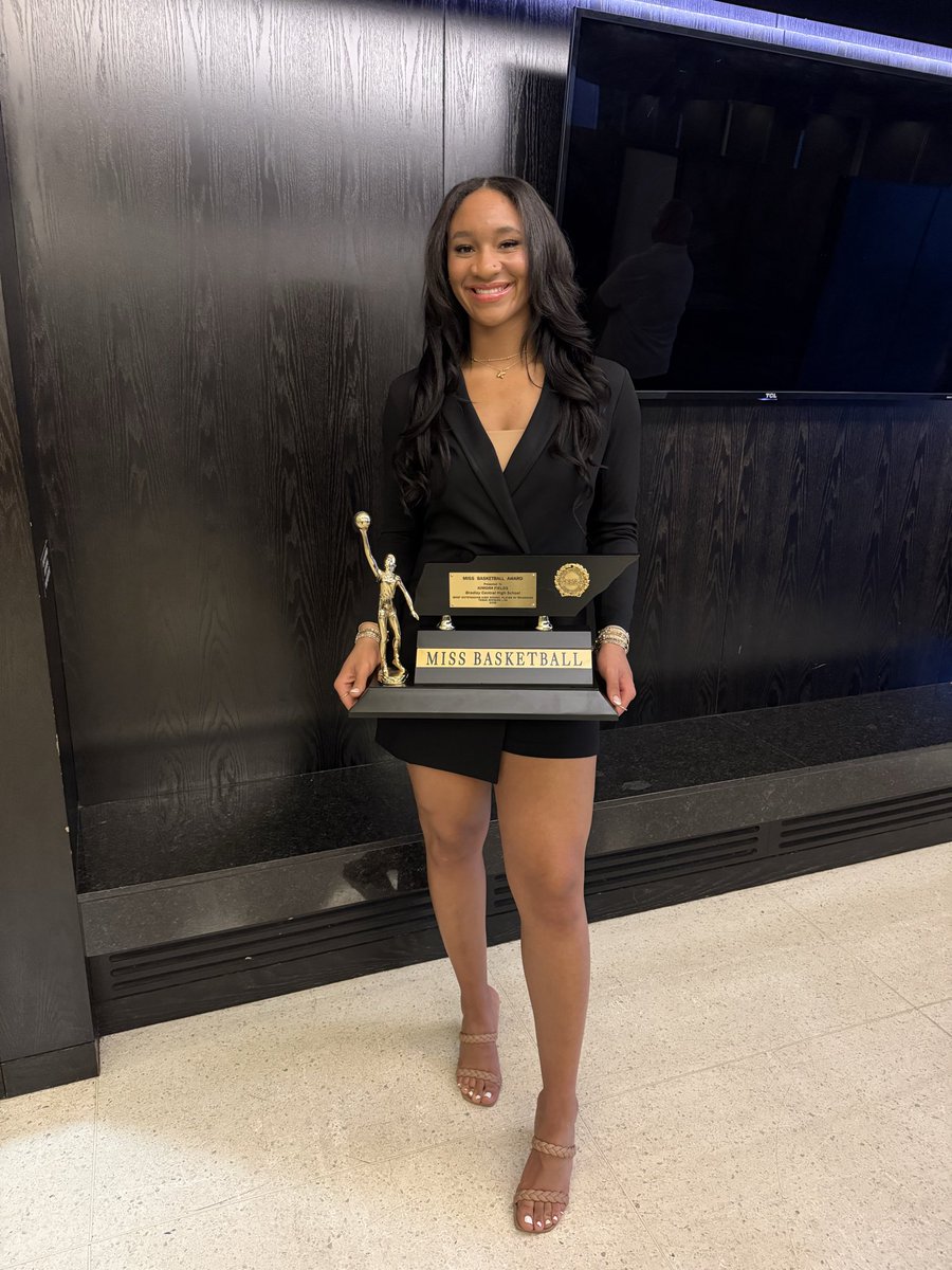 Bradley Bearettes tweet media