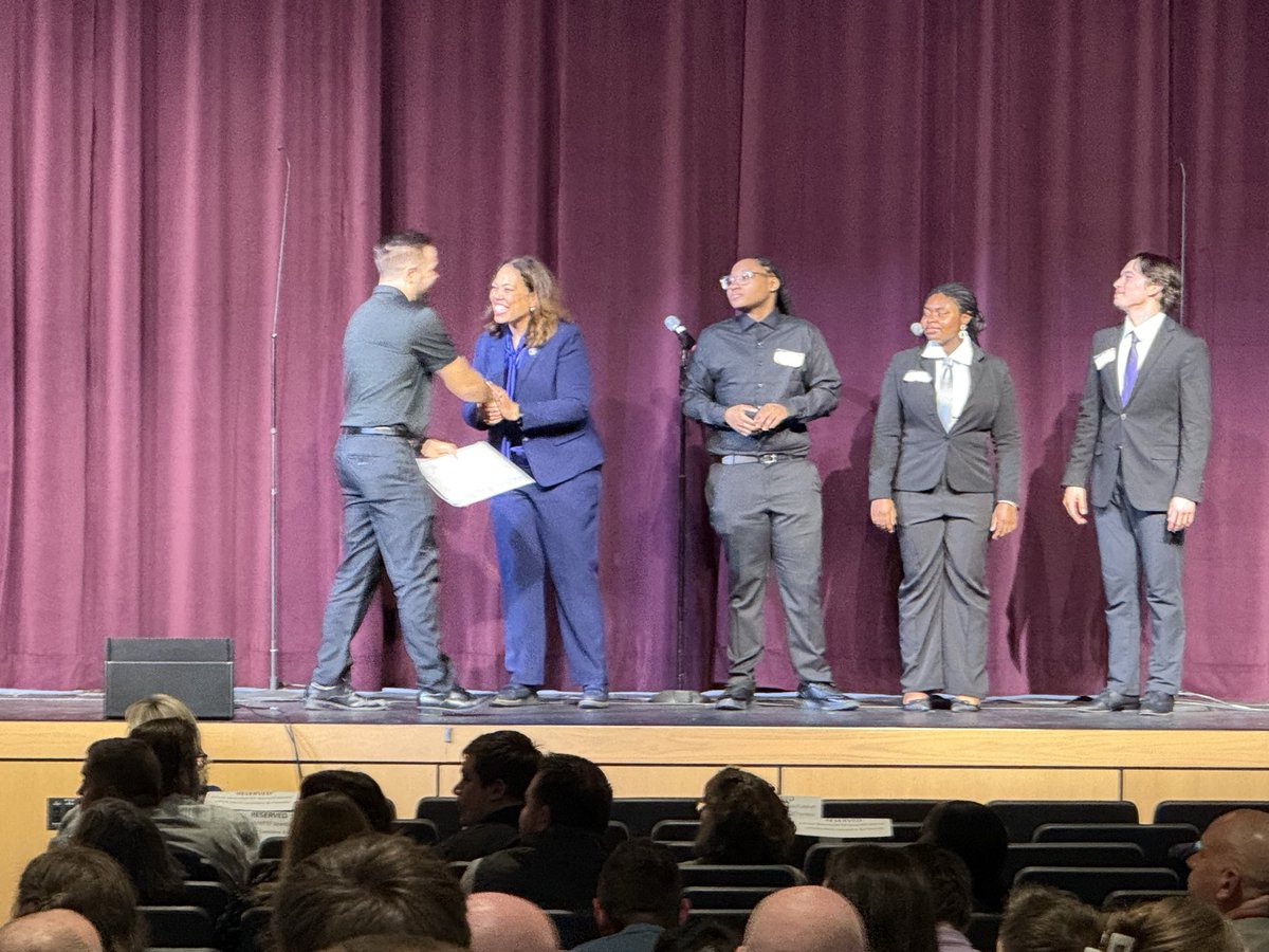 Sean Watson tweet media