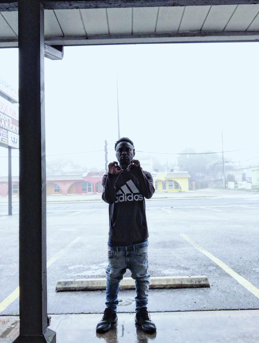 1BigBoolin's tweet photo. 🩸🅱️✌🏿 https://t.co/siscPoP8yu