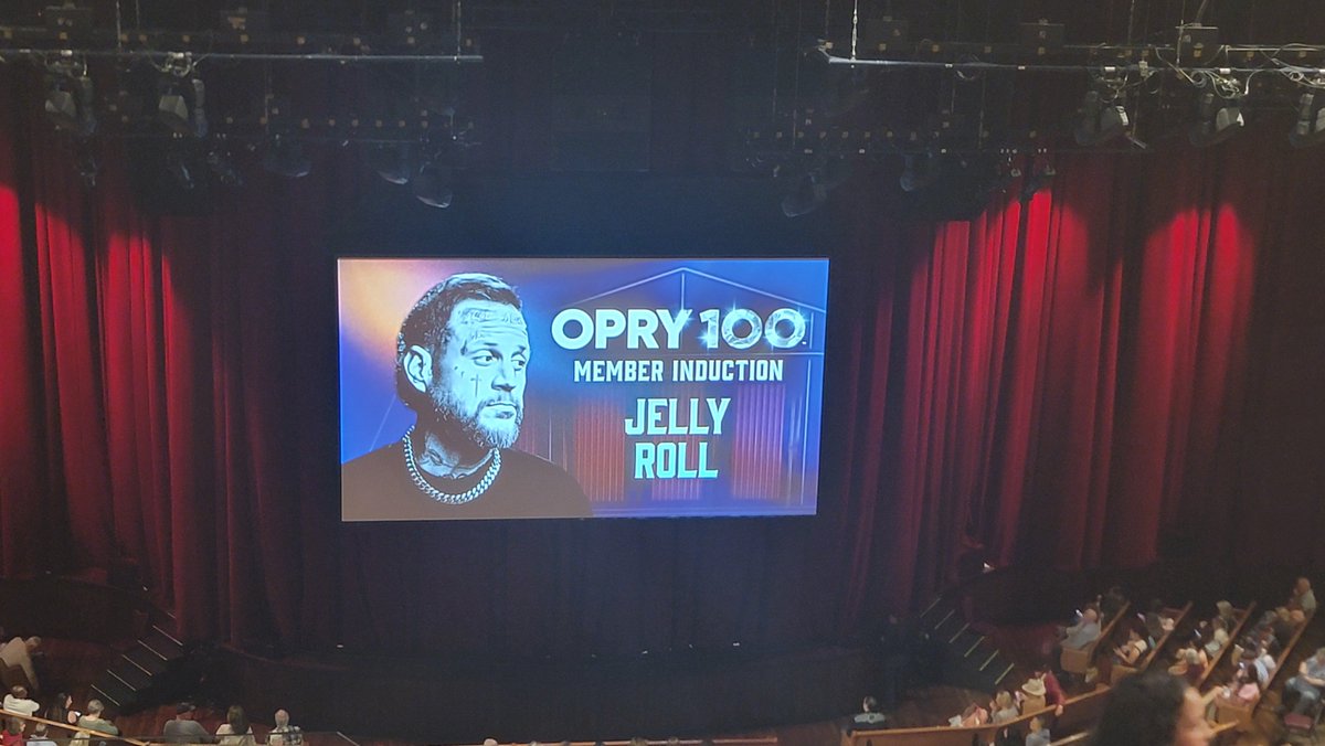 Good night at the Opry.