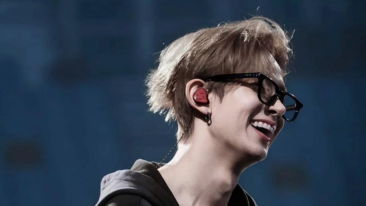 • SHANTI • 🎧 tweet media