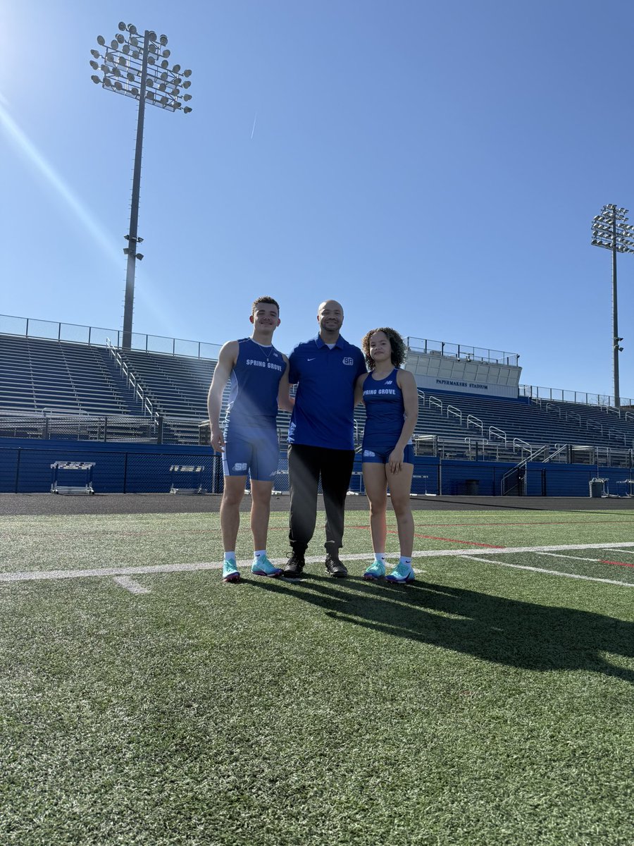 KadeGibbs2029's tweet photo. Track season. Letβs work. ππΌπ¨ #speedswag @BriancampbellS3 @PlayBookAthlete https://t.co/6Asf9tKUAX