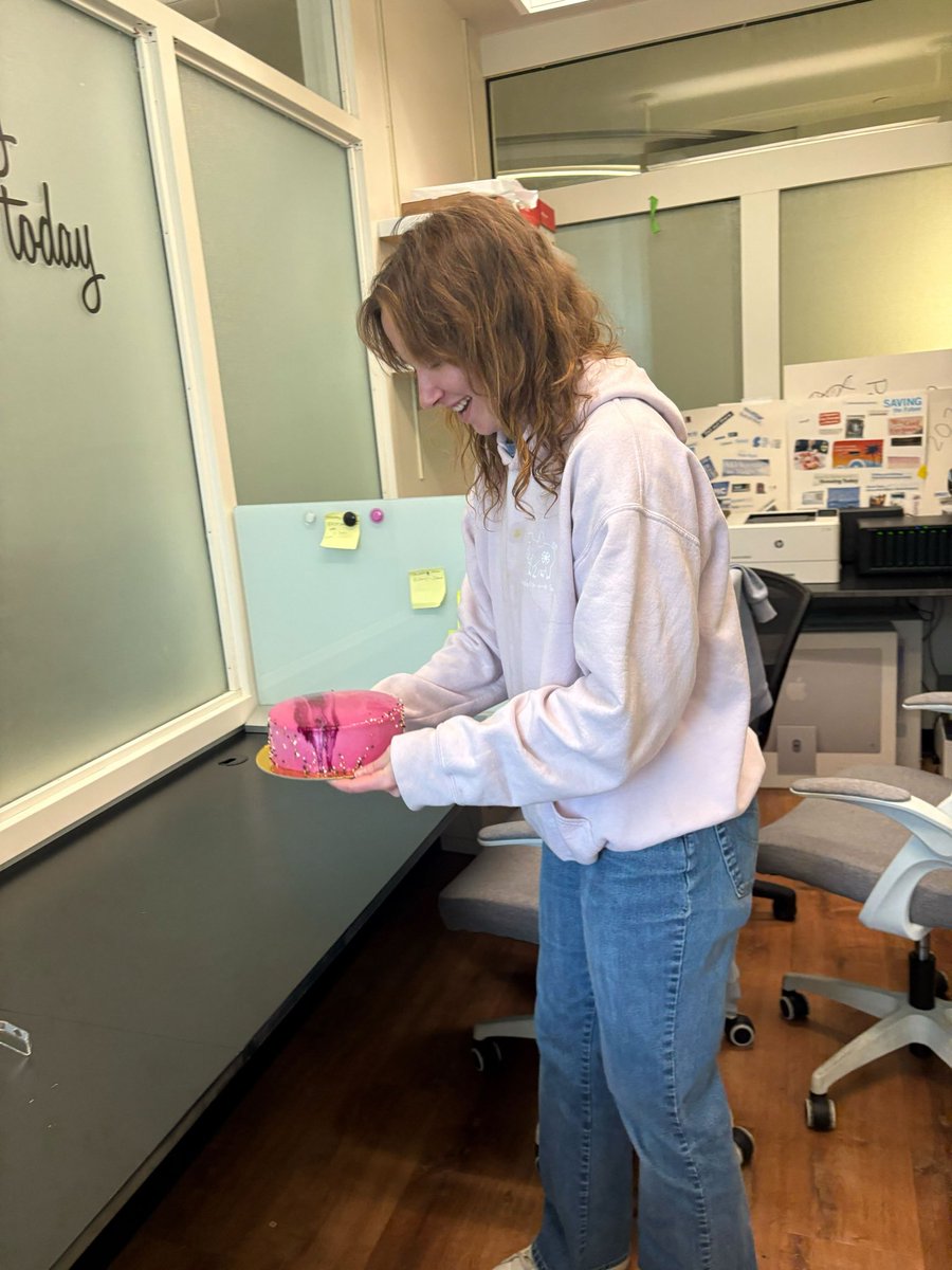 reyes_lab's tweet photo. A little late birthday celebration of our amazing lab technician, Julianne🥳🎂 The cake was a bomb💥 https://t.co/kfucXdR0HO