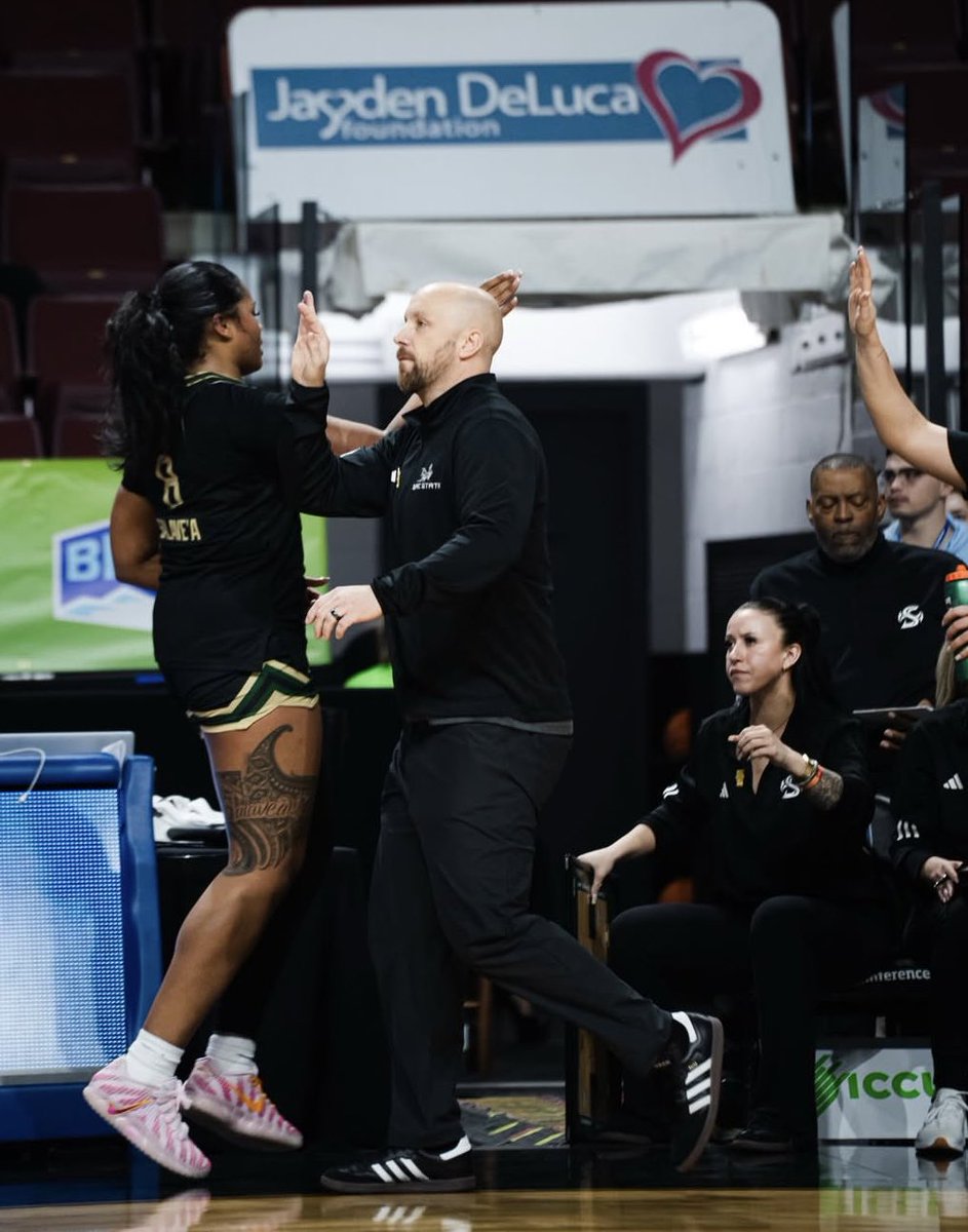 Aaron Kallhoff tweet media