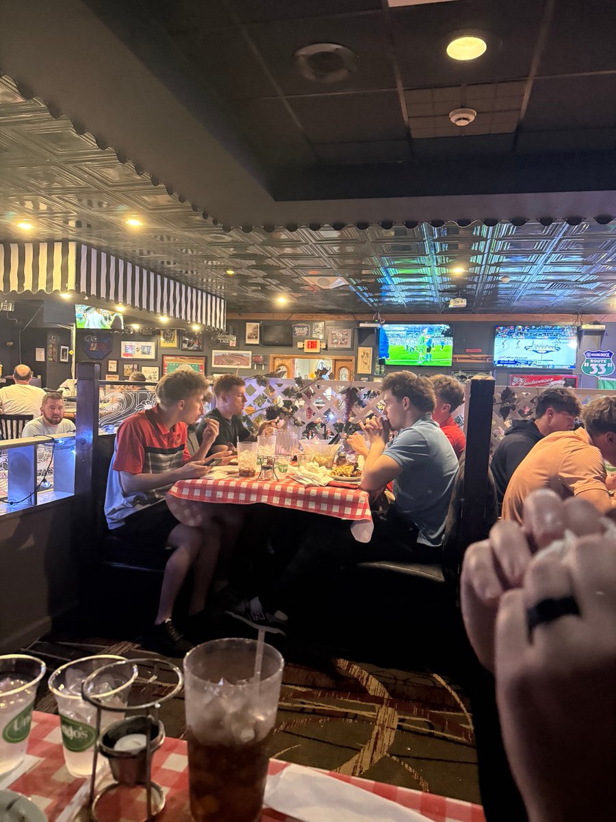 Red Devil Hoops tweet media