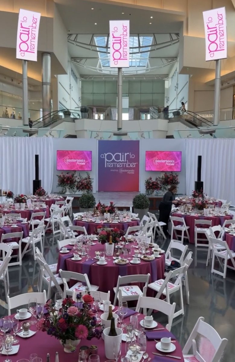 thinkcybis's tweet image. Cybis returned to partner with the Mall at Millenia for @EasterSealsFL 22nd Annual 'A Pair to Remember" fundraiser. Cybis delivered quality camera, LED, &amp;amp; graphics support to elevate production for this event - ultimately raising $375K for a lasting cause #thinkcybis #eventprofs