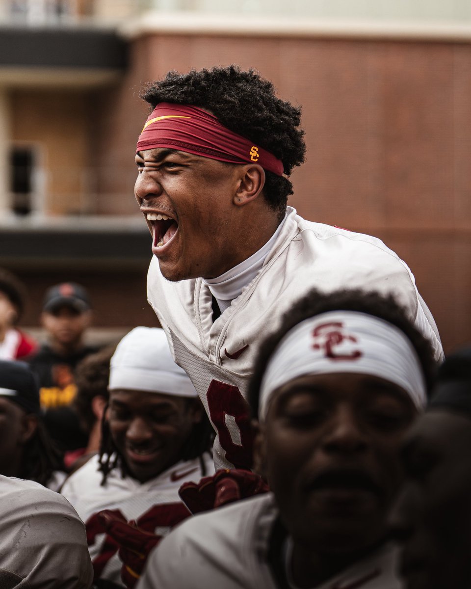 USC Football ✌️ tweet media