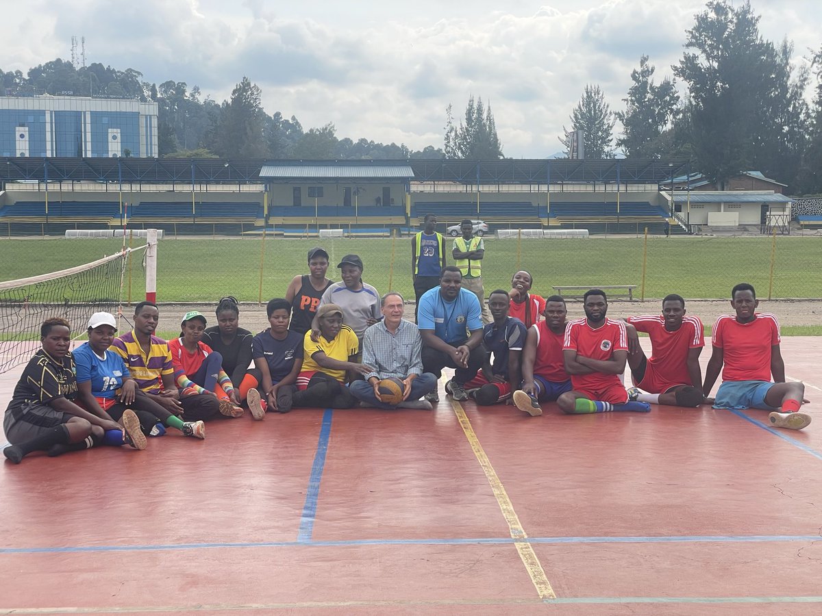 Coach Mandela tweet media