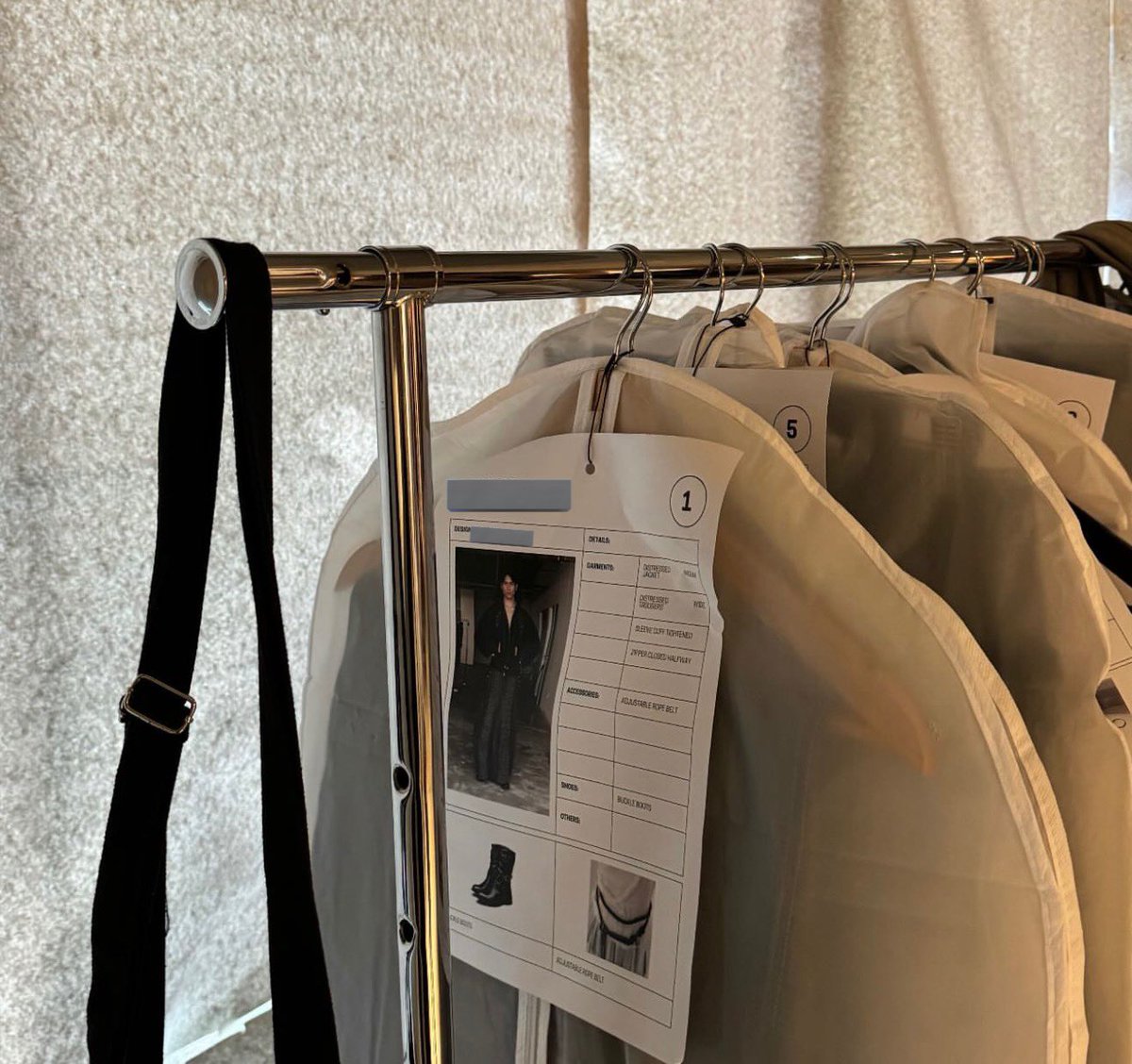 christine ✮ tweet media