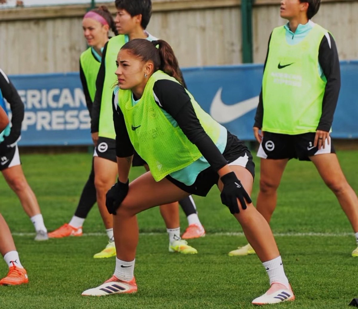 Carla Camacho 🤍 tweet media