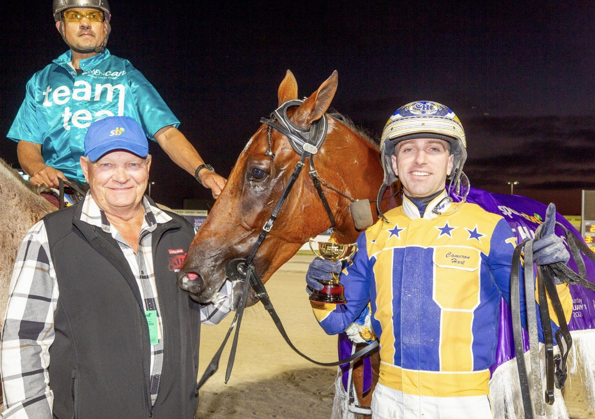 Adam Hamilton tweet media