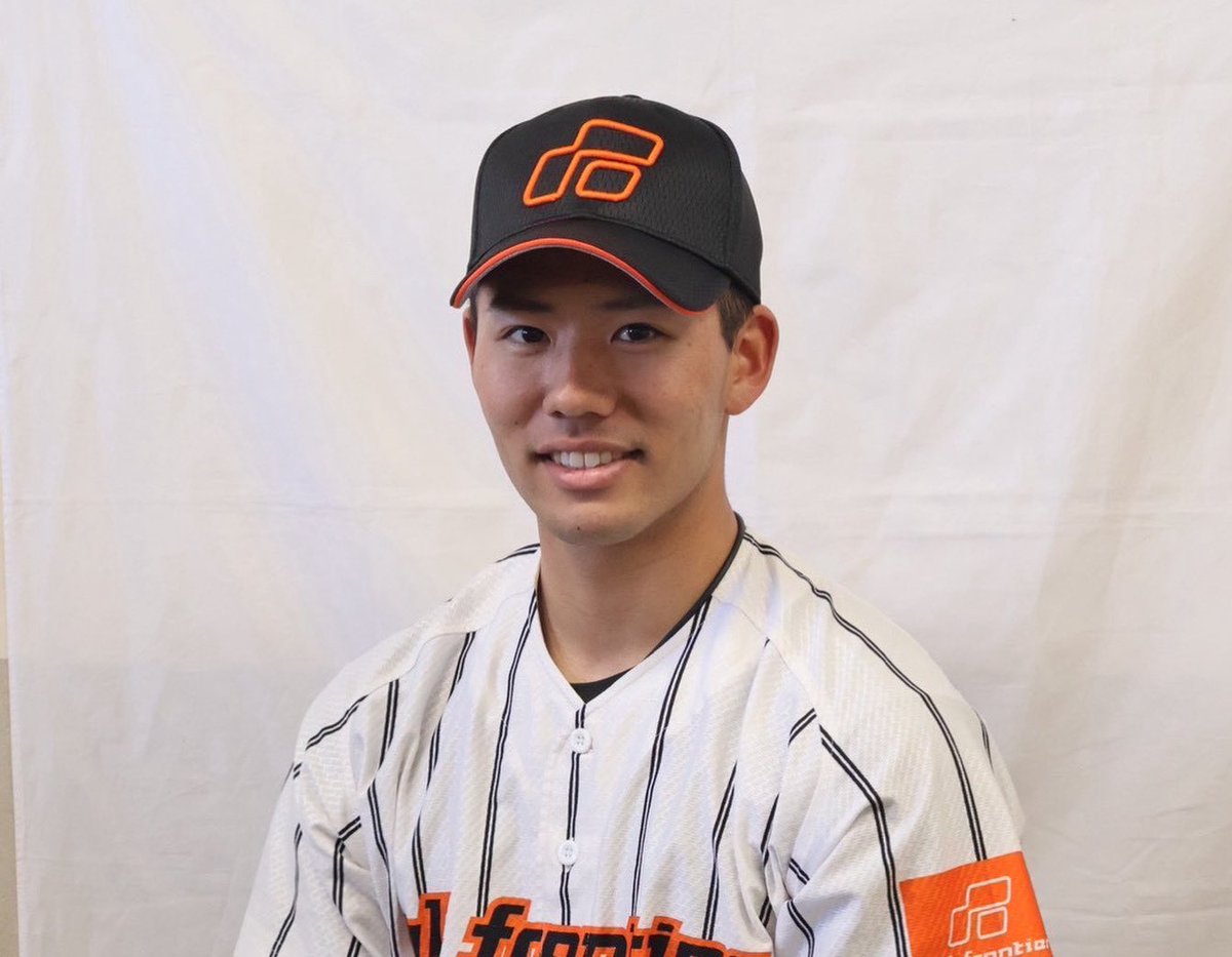 allfrontier_bbp's tweet photo. 〜2026新人紹介〜

①名前　野中寿真　ノナカ　カズマ
②出身校　山梨学院大学
③ポジション　二遊間
④アピールポイント　足の速さと勝負強いバッティング

新人野中選手の俊足活かした守備、センス抜群の打撃に注目を！
応援お願いします📣 https://t.co/timio6XBtn