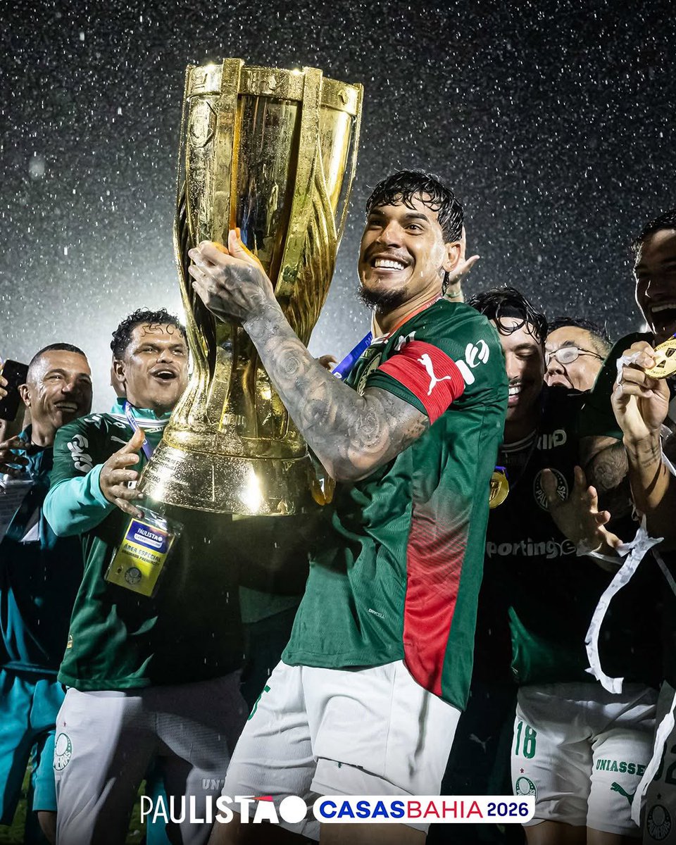 palweiraz's tweet photo. Gustavo Gomez, o maior campeão da história do Palmeiras. https://t.co/p2ZnKTmRhH