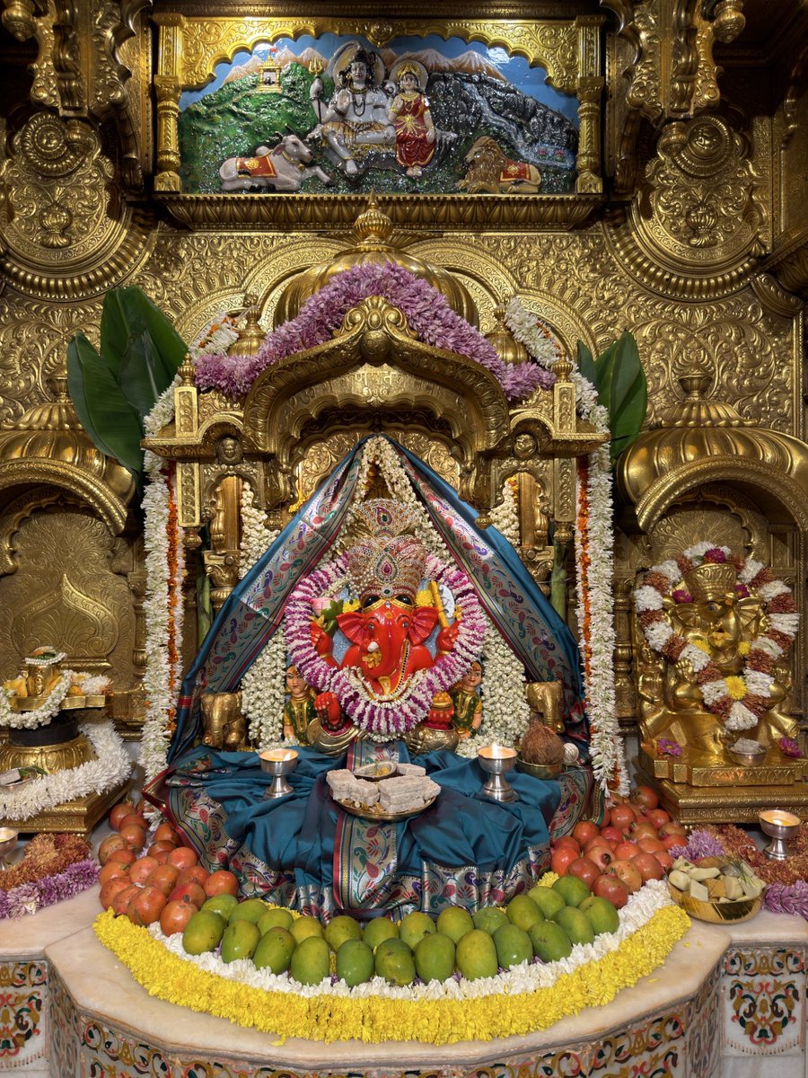 Shri Siddhivinayak Temple tweet media