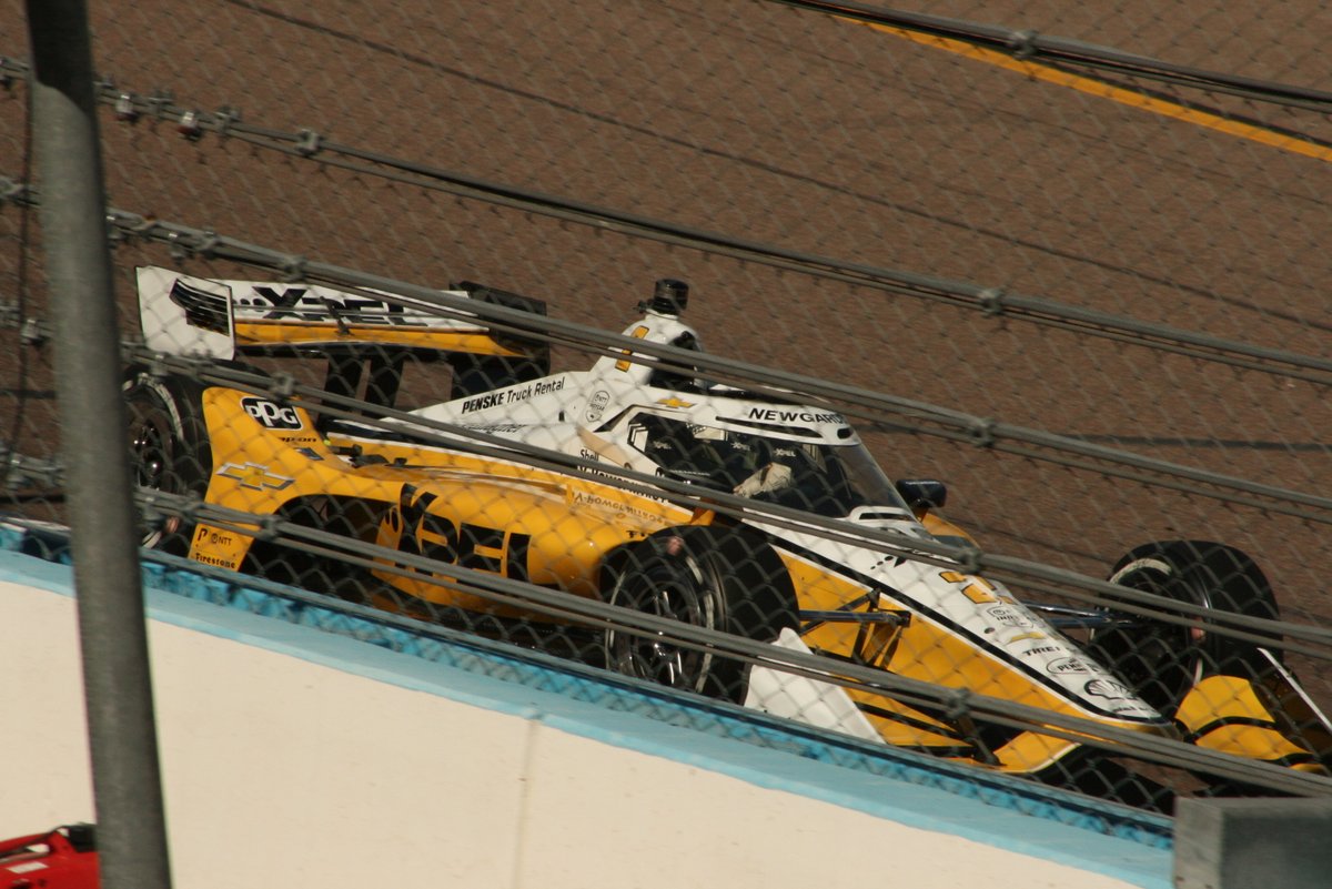 KJones480's tweet photo. Good to see real #IndyCar racing back in Phoenix again! https://t.co/aZItkUNxQX