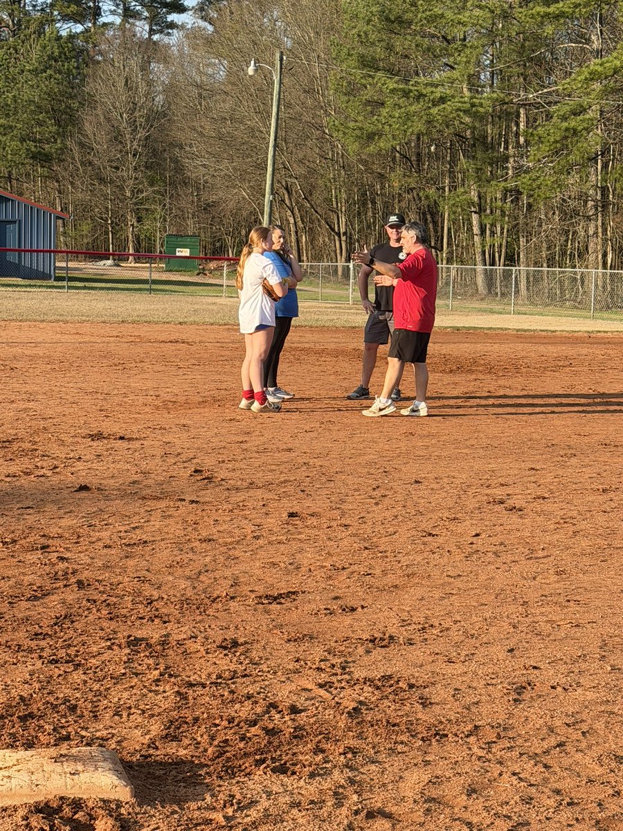 Coach Bailey tweet media