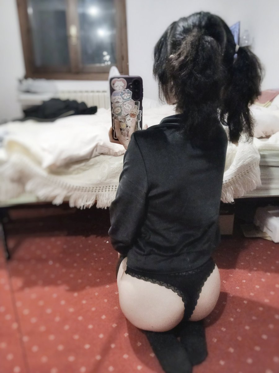 yua . . . 𖹭 tweet media