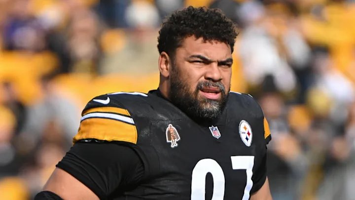 ThePoniExpress's tweet photo. Cam Heyward is now locked up for season #16. Look at all he’s accomplished in his career:

-228 games played
-92 sacks
-4 All-Pros
-7 Pro Bowls
-Walter Payton Man of the Year

One of the greatest Steelers ever. And still going strong. https://t.co/aHUZsUm4Tf