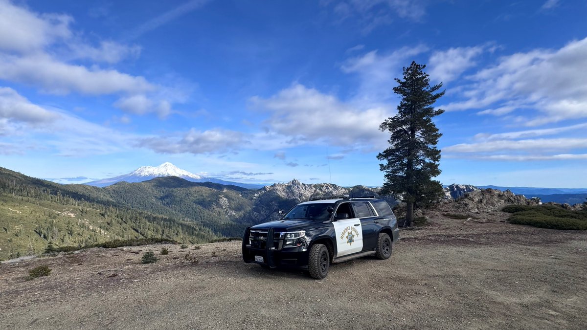 ChpMount's tweet photo. Spring is here! Please stay safe as you get outside and enjoy our beautiful area. 🌞 ⛰️ 
#Mount_Shasta #Castle_Crags https://t.co/CSuj22Unzs