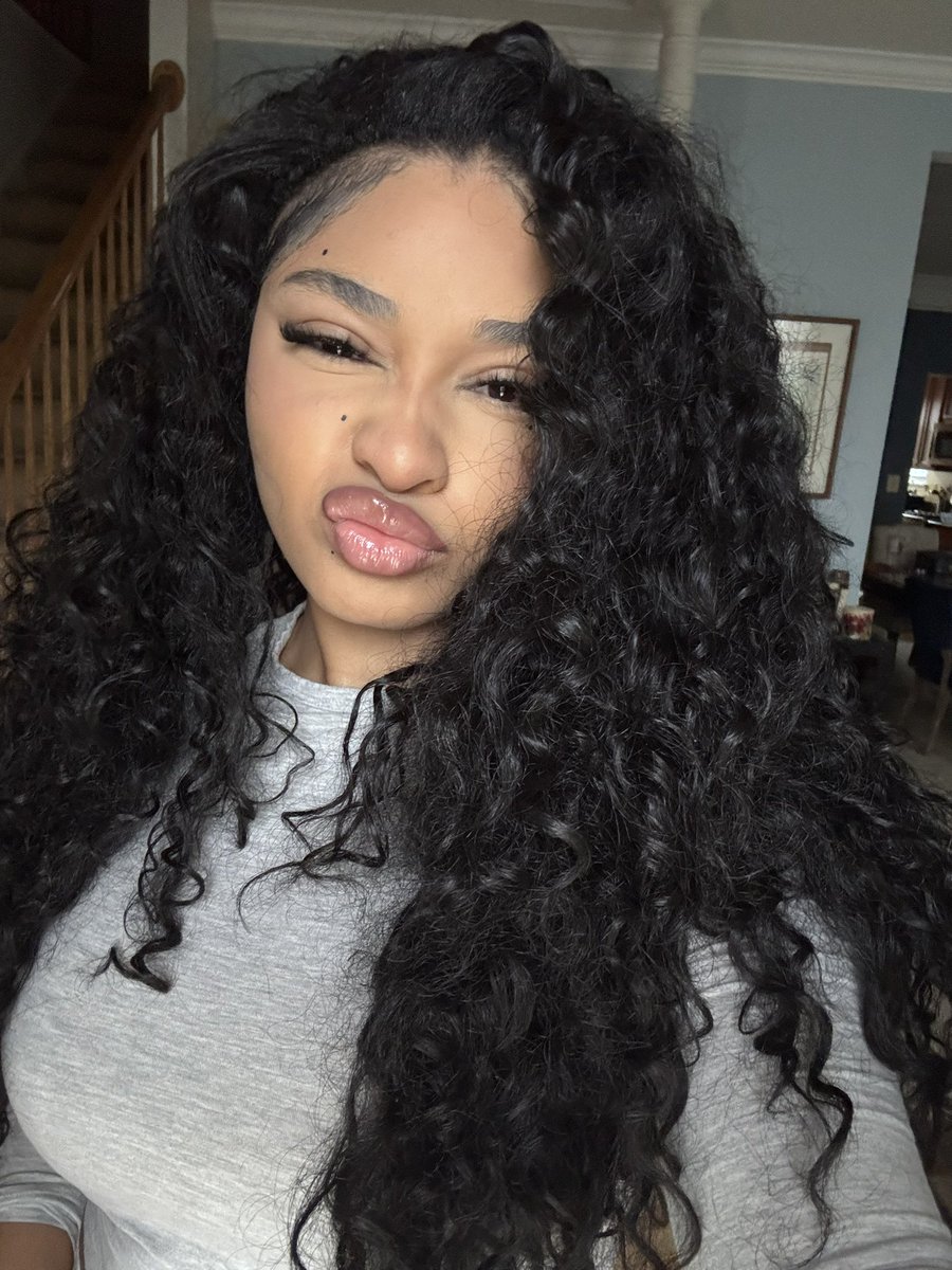 liyah tweet media