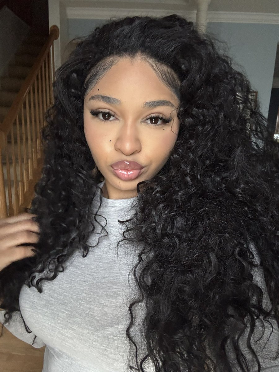 liyah tweet media