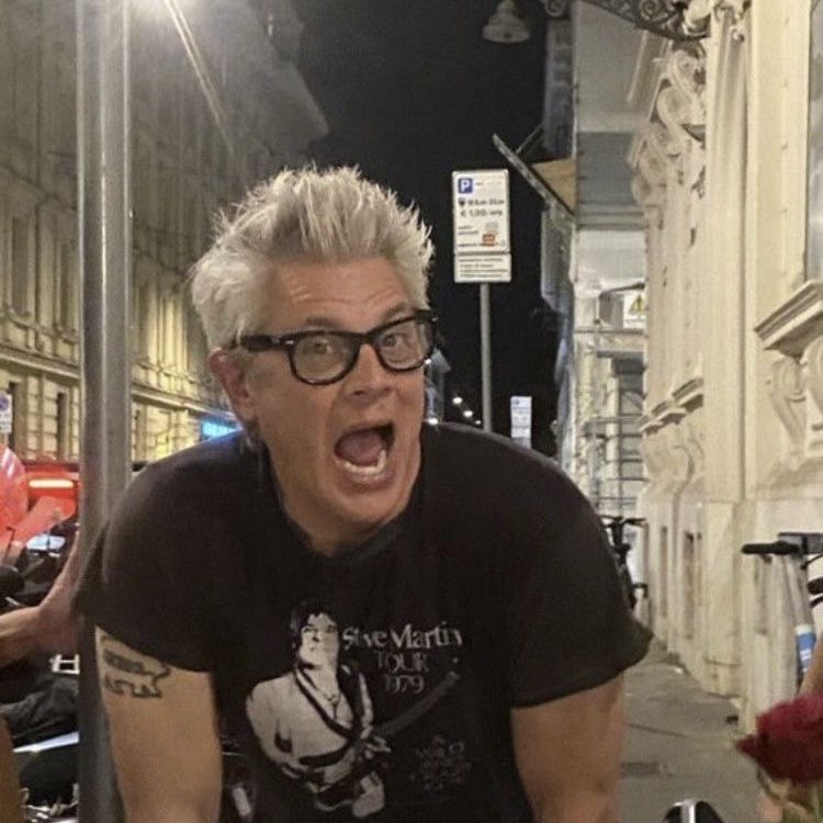 jackassthinker's tweet photo. —— MARCH 11 1971 🖤

 — happy johnny knoxville day !! https://t.co/00Ourz5oPR