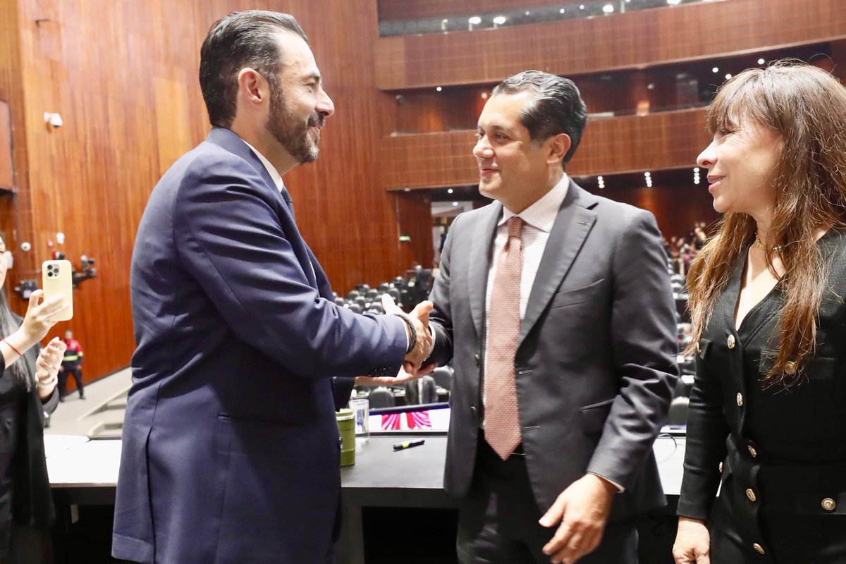 Sergio Gutz. Luna tweet media