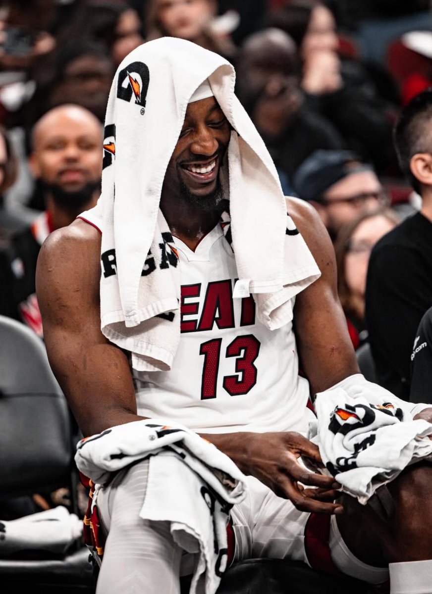 Hoop Central tweet media