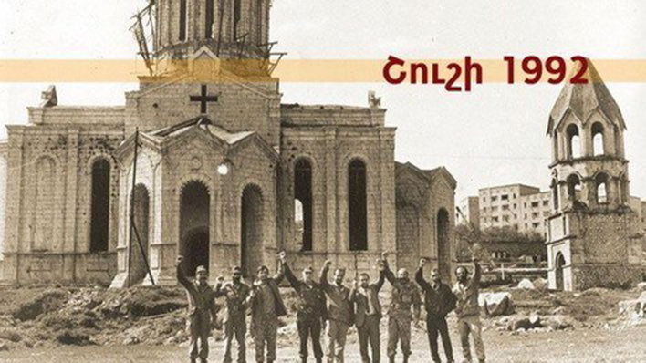 TheArtsian tweet media