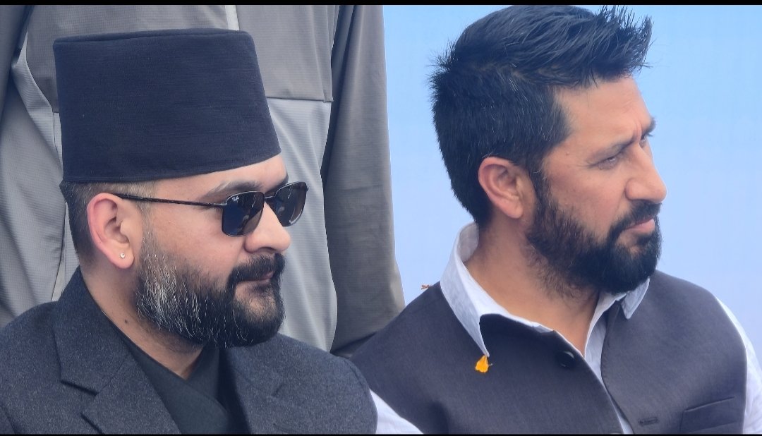 देशको नेता बालेन्द्र शाह हुनुहुन्छ तर बालेन्द्रको नेता रवि लामिछाने । बात खतम त्यसैले कुनै मिडिया ट्र्यालका आवश्यकता छैन ।।