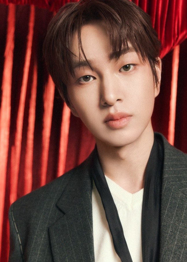 샤이니 온유, 컴백 동시에 차트 싹쓸이... 9개 국가 아이튠즈 1위 

naver.me/FmGFps2X

#온유 #ONEW
#ONEW_TOUGH_LOVE #TOUGH_LOVE #터프러브