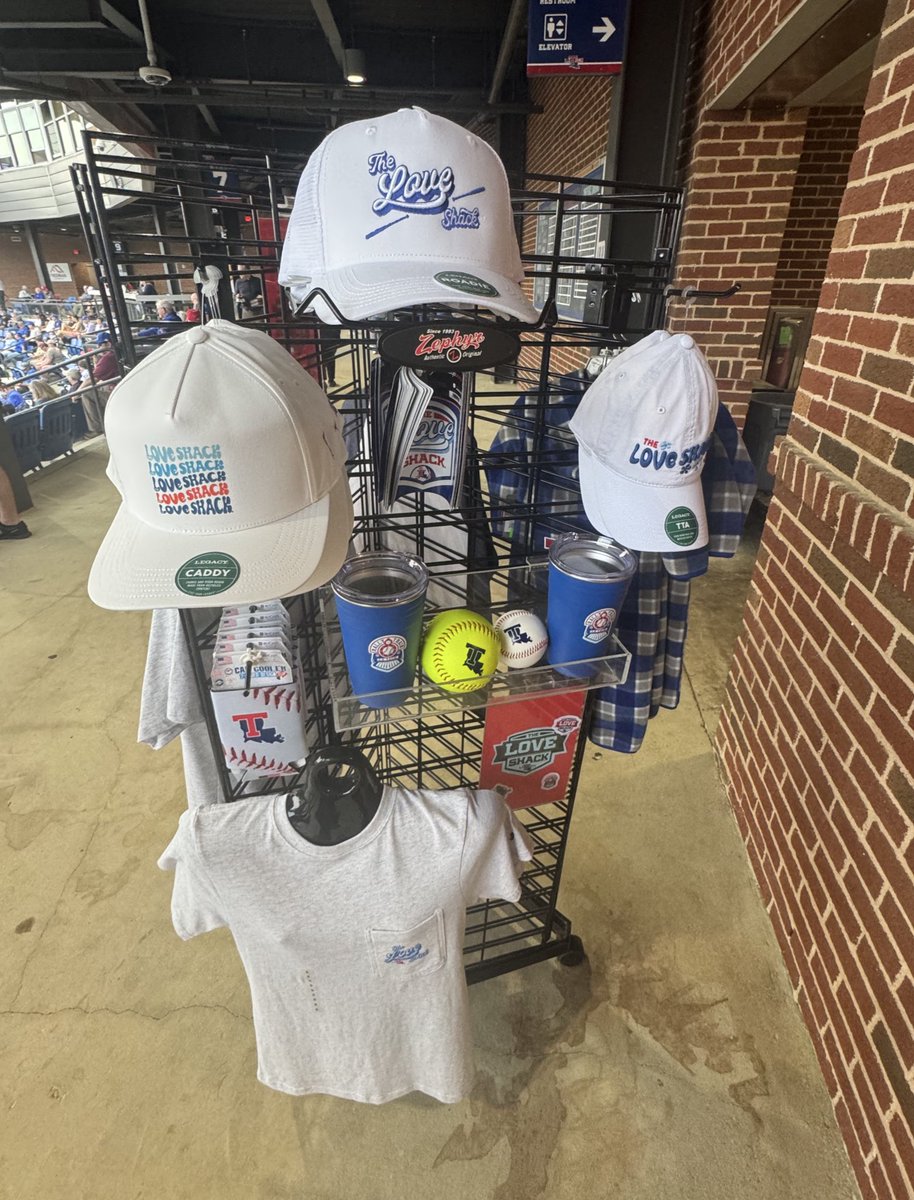 Micah_CBC's tweet photo. 🚨Baseball Specific Gear🚨

There were no game hats for sale, but you can get the “Love Shack” collection.

You can also have a Love Shack patch or Rally Train patch ironed on to any hat you buy! 

Incredible stuff @LATechBSB. https://t.co/oN7rVjp3US