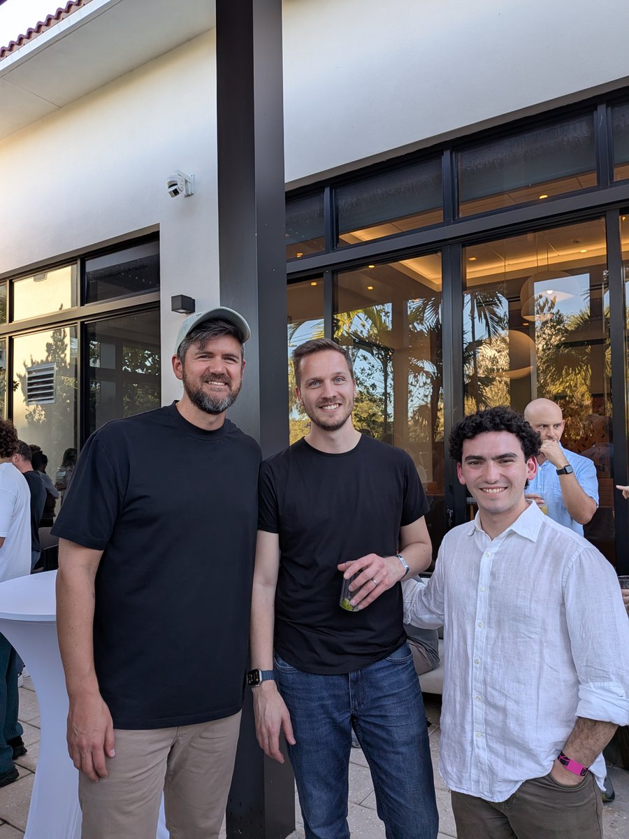 Dave de Céspedes tweet media