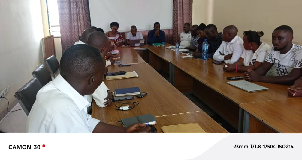 mustafa_nday's tweet photo. En date du 0️⃣9️⃣ Mars 2026, dans @CommuneNtahang1 il ya eu des remises et reprises dans le Dprtmnt Communal de santé entre Dr Armel et Dr Loisse,dans le District Mutimbuzi C'était entre Dr Armel et Dr Silas,dans le District kamenge entre Dr Armel et Dr Ange avec Dr Jimmy d Isare https://t.co/7A5Vany5nd