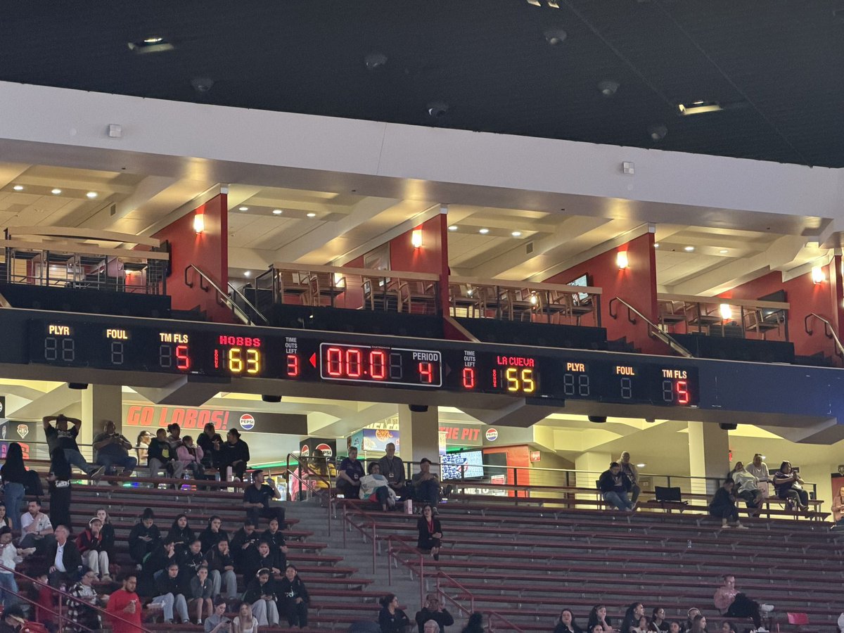 Melanie Tapia tweet media