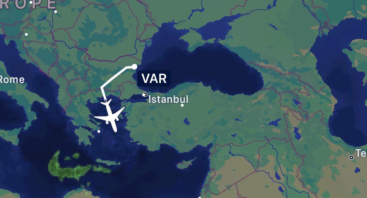 ICE Flight Monitor tweet media