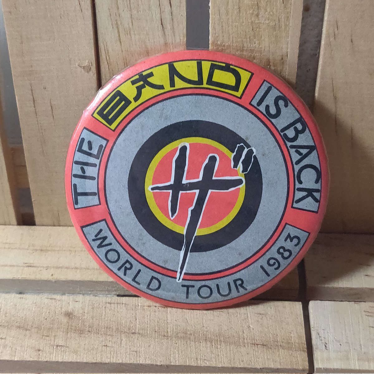 thosloan's tweet image. The Band Is Back 1983 World Tour 
#pinback
