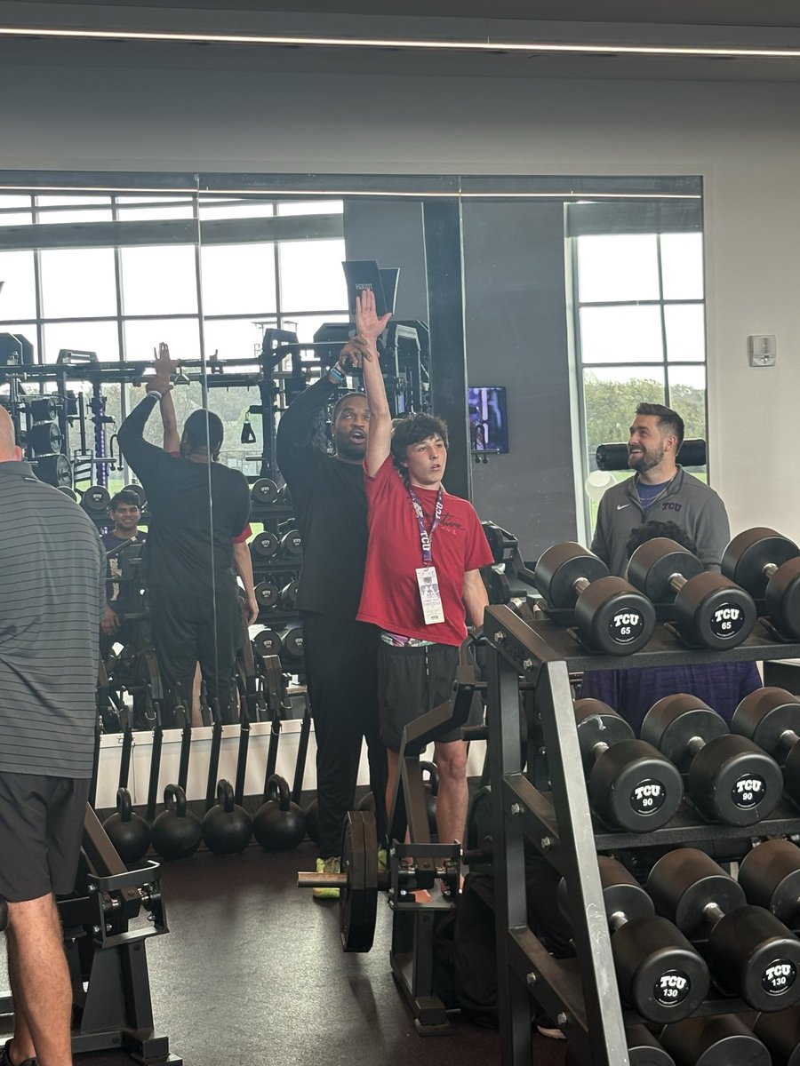 TCHSFootball's tweet image. Grateful to @TCUFootball for their exceptional hospitality during our recent visit. Our boys greatly enjoyed the opportunity to tour the outstanding facilities and meet the dedicated coaching staff!
#GoFrogs #TCOD 

@KISDAthletics 
@coachkaehn