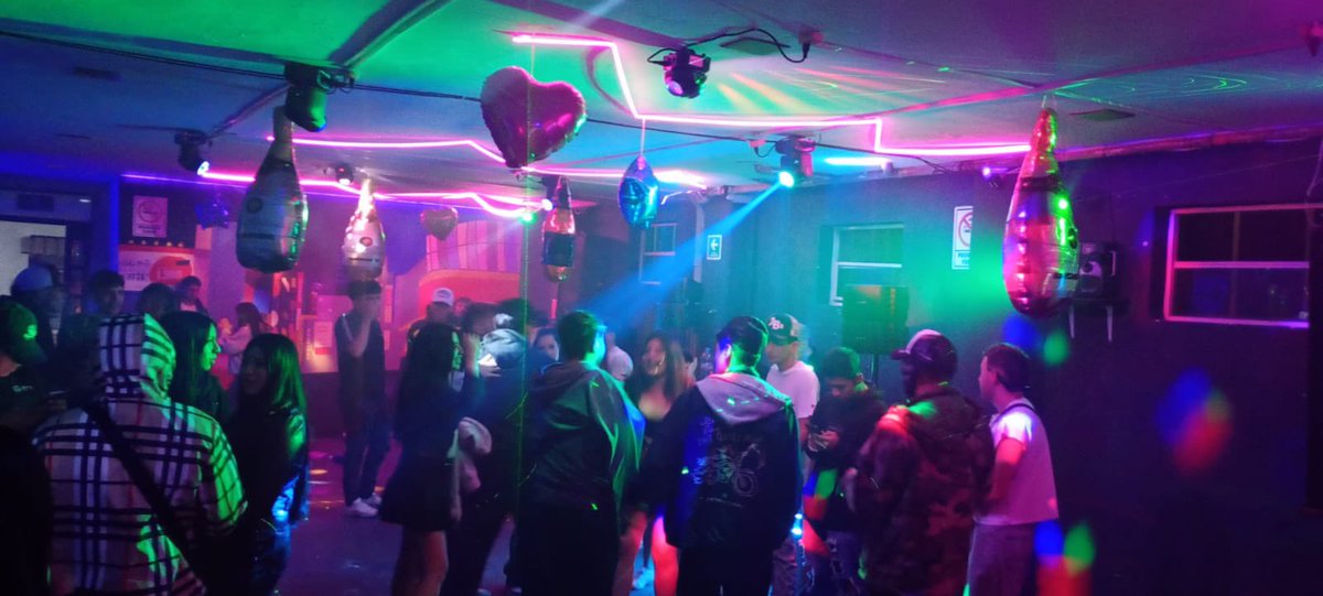 Box Urban bar tweet media