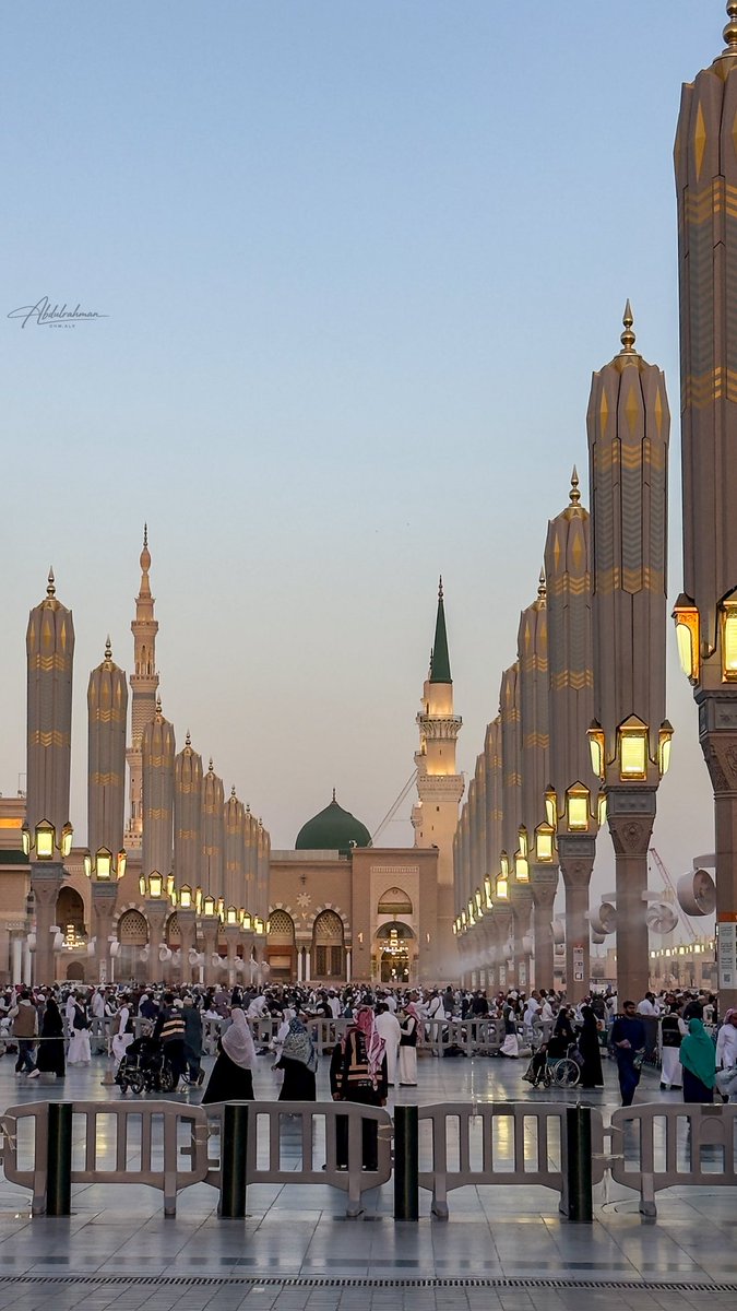DhmALR's tweet photo. من رحاب المسجد النبوي الشريف 🕌
#الحرم_النبوي
#٢٠رمضان 
#المدينة_المنورة 
#تصويري 
#المملكة_العربية_السعودية
#عدستي https://t.co/KzaW5x6Kfd