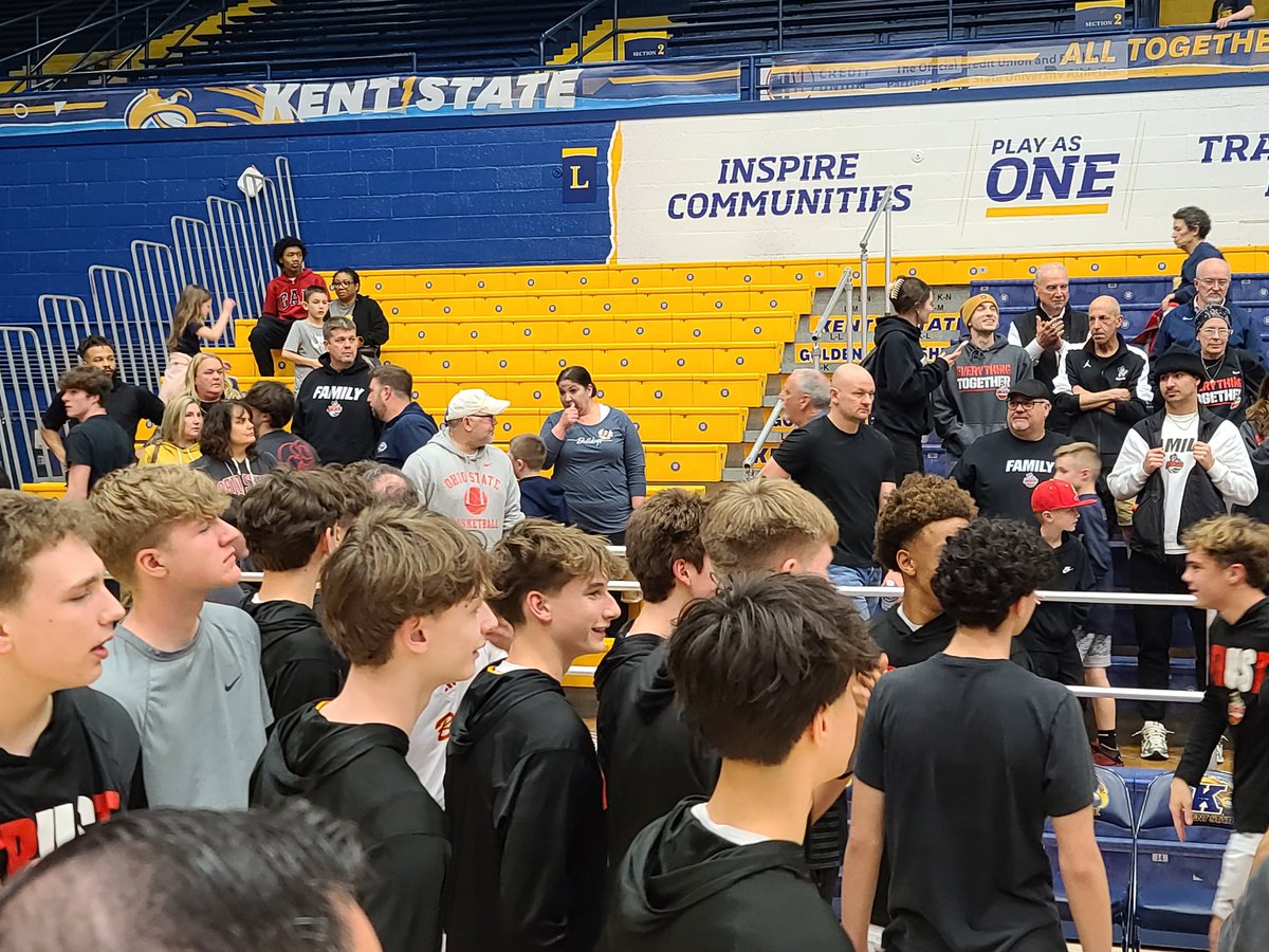 BEES ATHLETICS tweet media