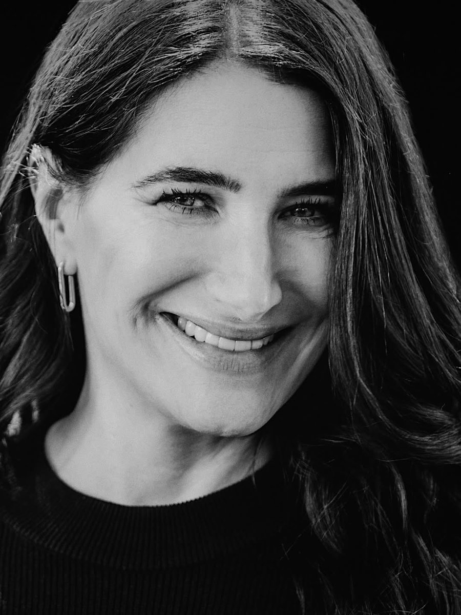Kathryn Hahn Updates tweet media