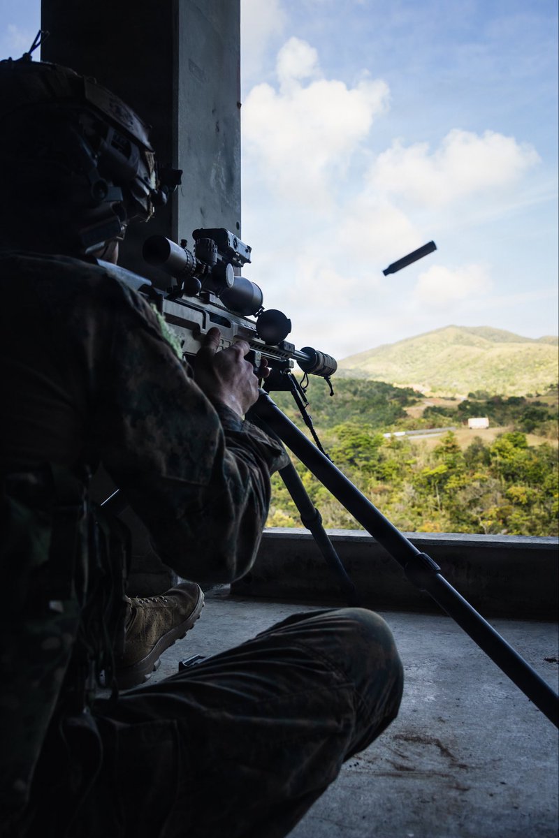 31stMeu's tweet photo. Advanced Sniper Rifle Marksmanship Sustainment Training ⛰️

The Mark 22 sustainment training was conducted to strengthen cohesion between partner forces and to improve proficiency in the fundamentals of marksmanship during Iron Fist 26.

📸: Sgt. Alora Finigan
(Feb. 26, 2026) https://t.co/SysX3VayhB