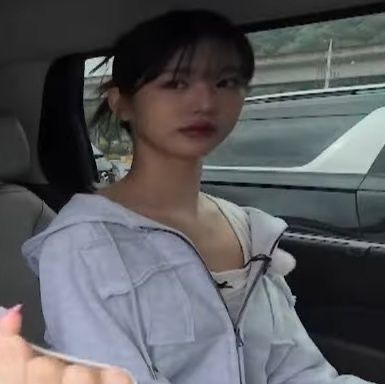 vickybunni's tweet photo. thinking  about  how  my  ed  started  just  because  i  wanted  a  flat  stomach...  now  it's  been  years  and  i  still  don't  have  it https://t.co/rqSqmVoBeh