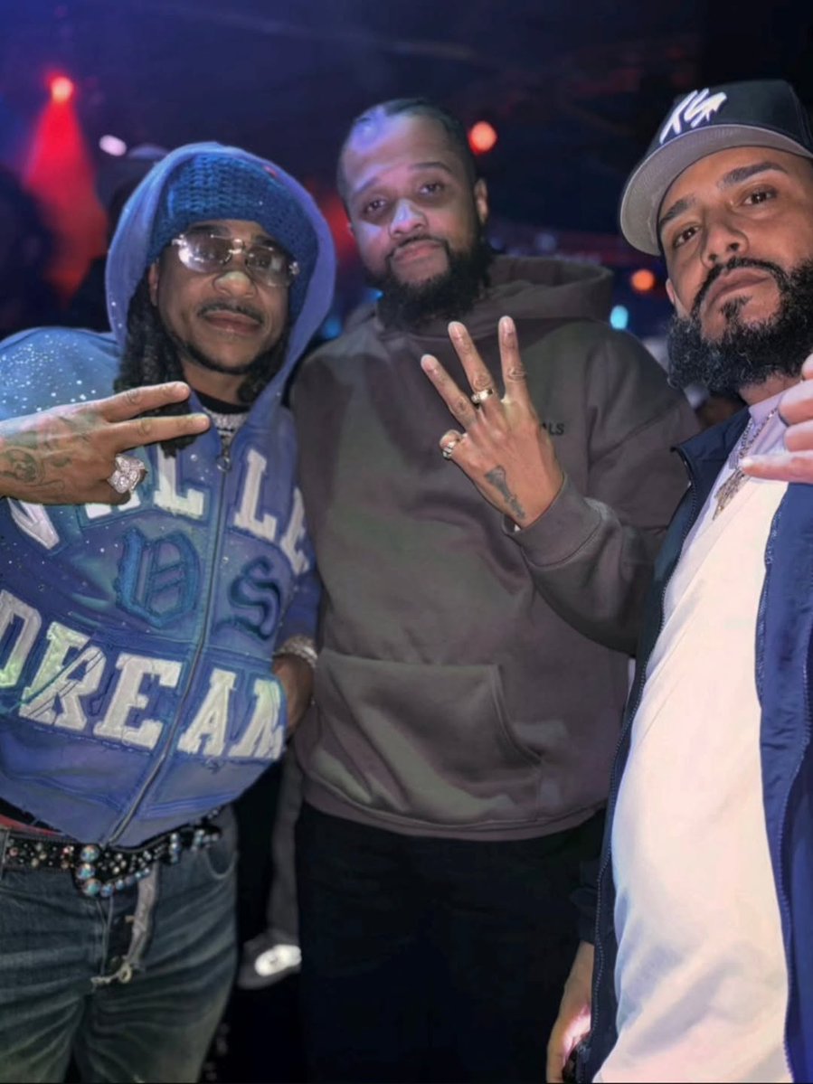 EXIT_FAME tweet media