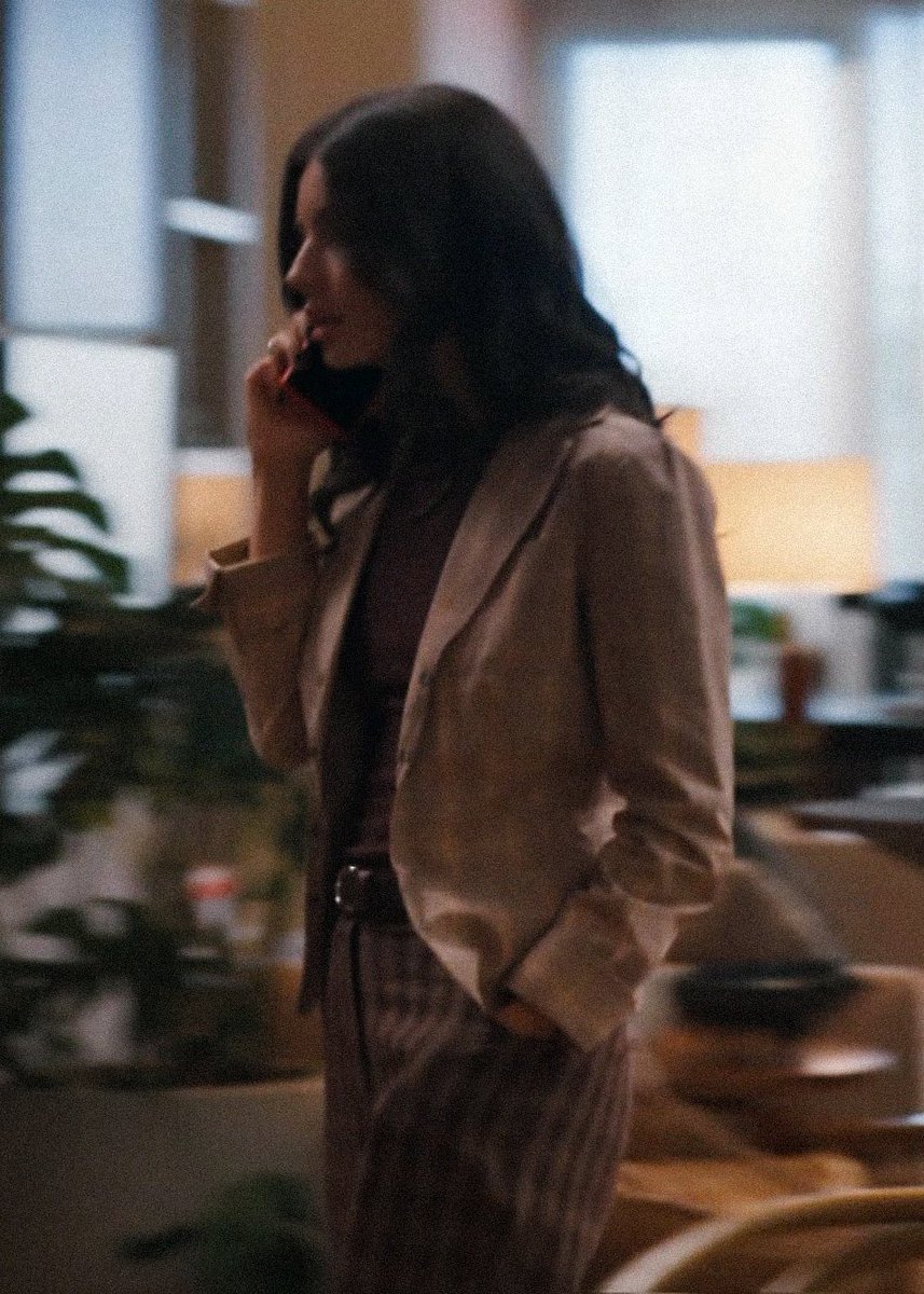 já posso falar que esse é o melhor look da lorena na novela ou tá mto cedo?