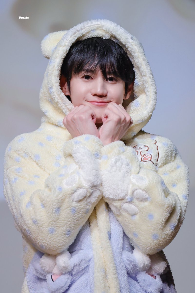 𝑩𝑨𝑺𝑺𝑰𝑪 tweet media